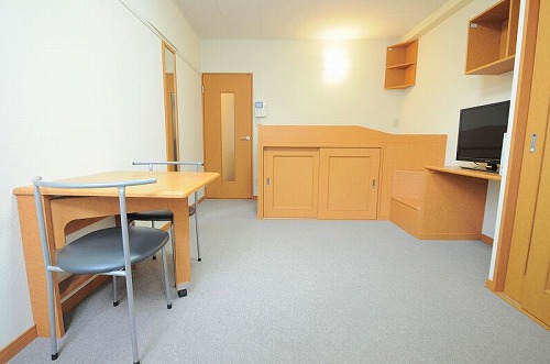 【短期でも長期でも】いすゞ期間工は稼げる?寮は?気になる待遇まとめ【レオパレス】