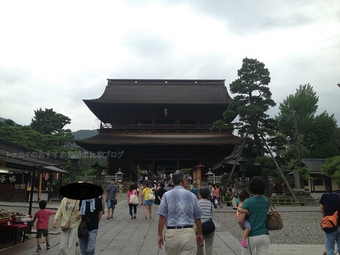 村田製作所期間工は魅力十分!給料や寮、気になる仕事内容などの待遇詳細【半導体】